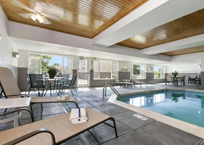 Country Inn & Suites By Radisson, Greeley, Co