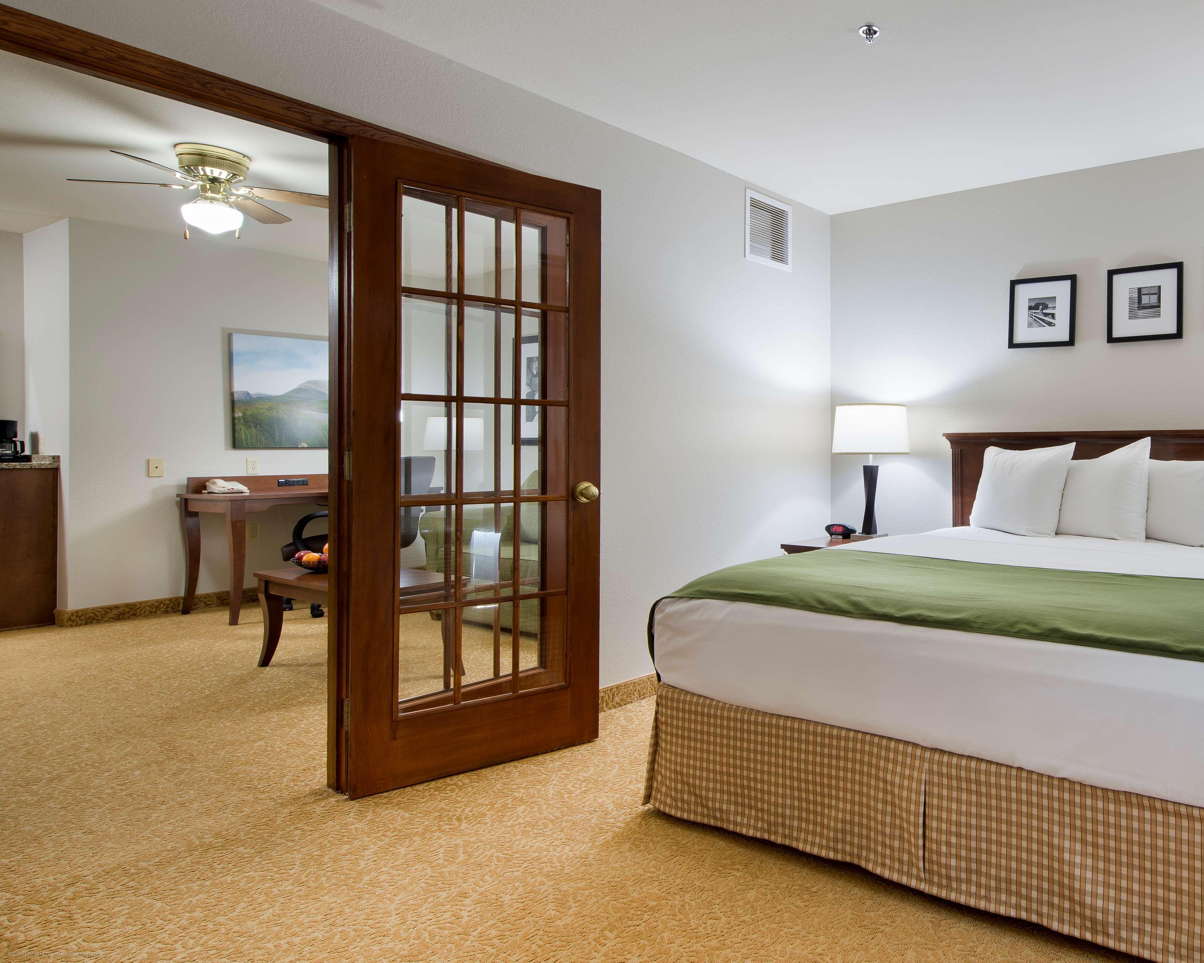 Country & By Radisson, Greeley, Co Hotel Greeley
