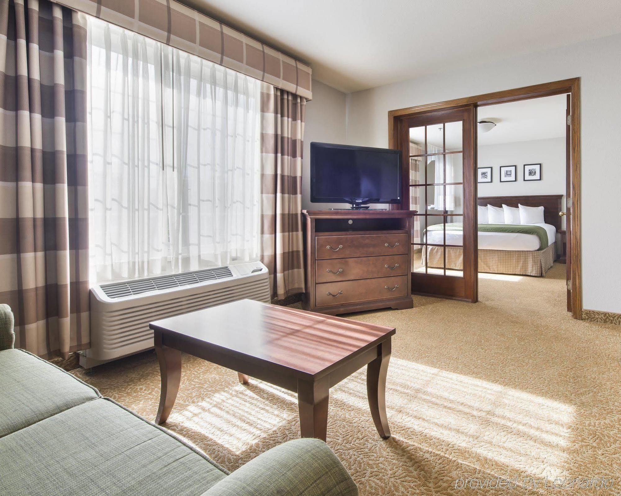 Country & By Radisson, Greeley, Co