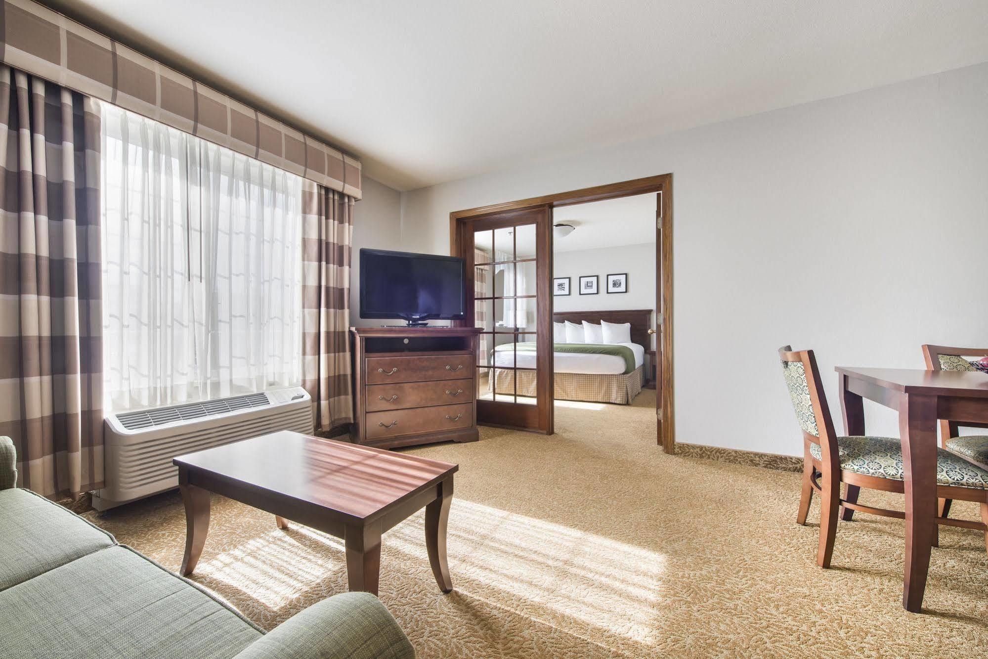 Country & By Radisson, Greeley, Co Greeley