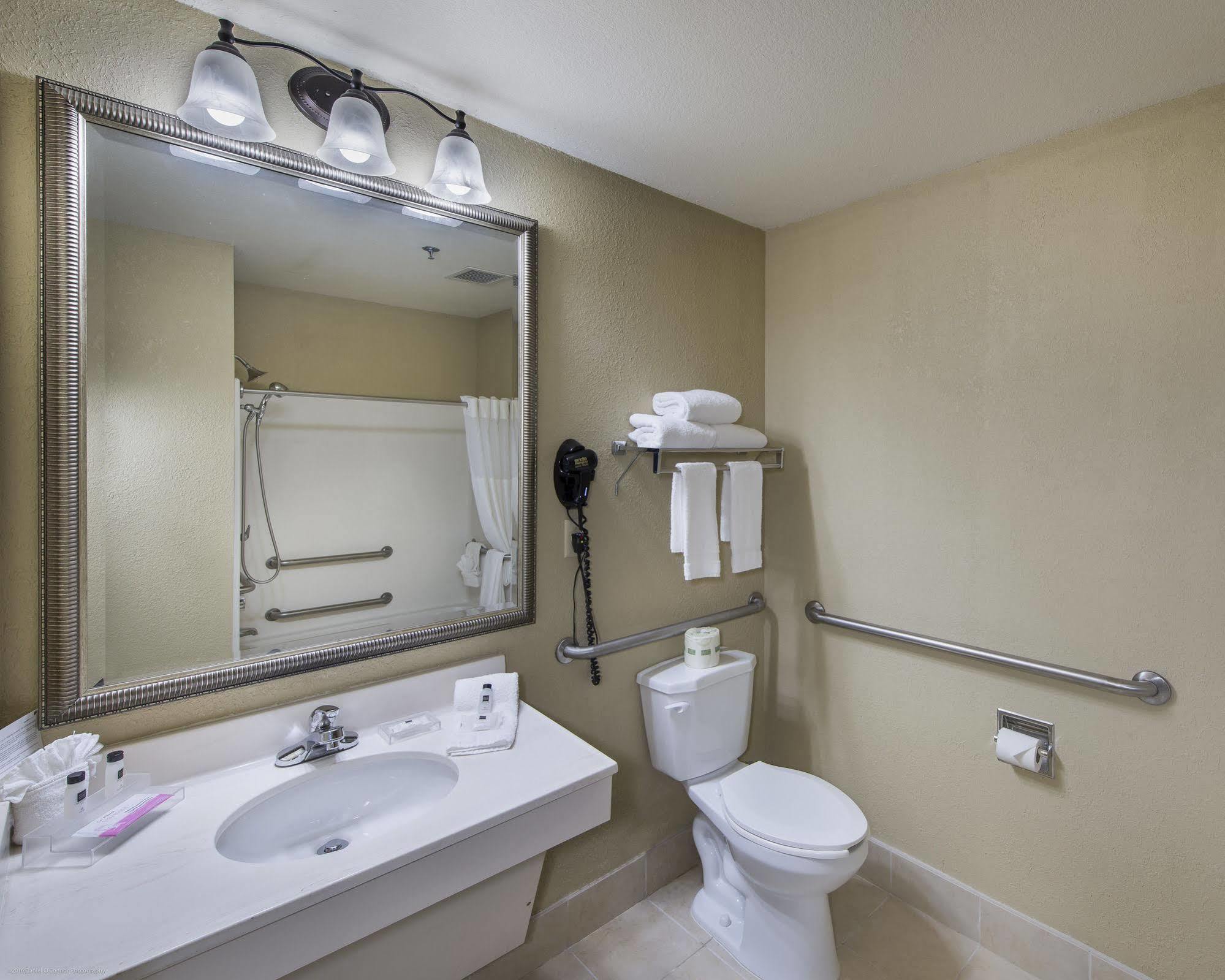 Country & By Radisson, Greeley, Co Hotel
