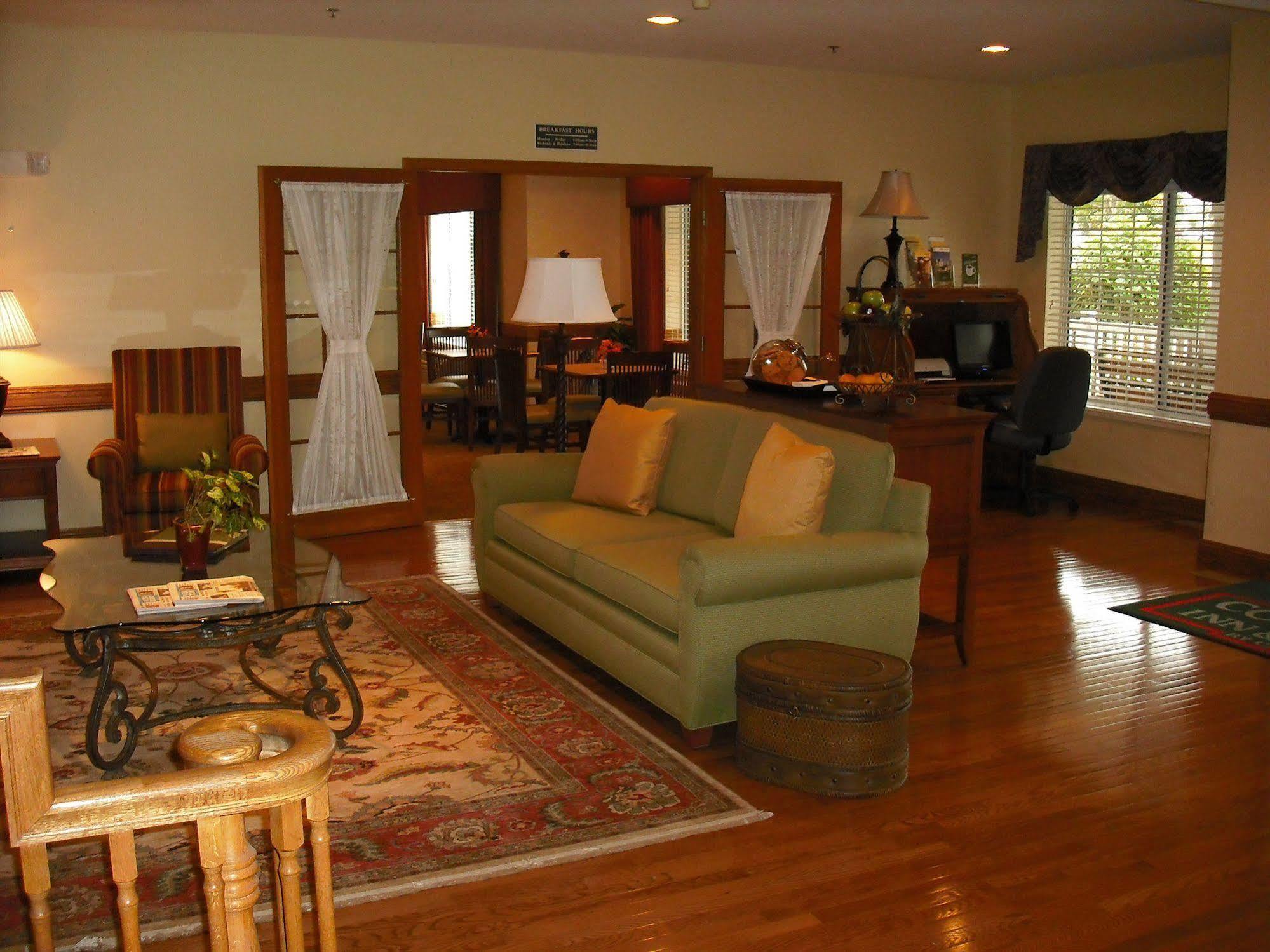 Country & By Radisson, Greeley, Co 2* Greeley